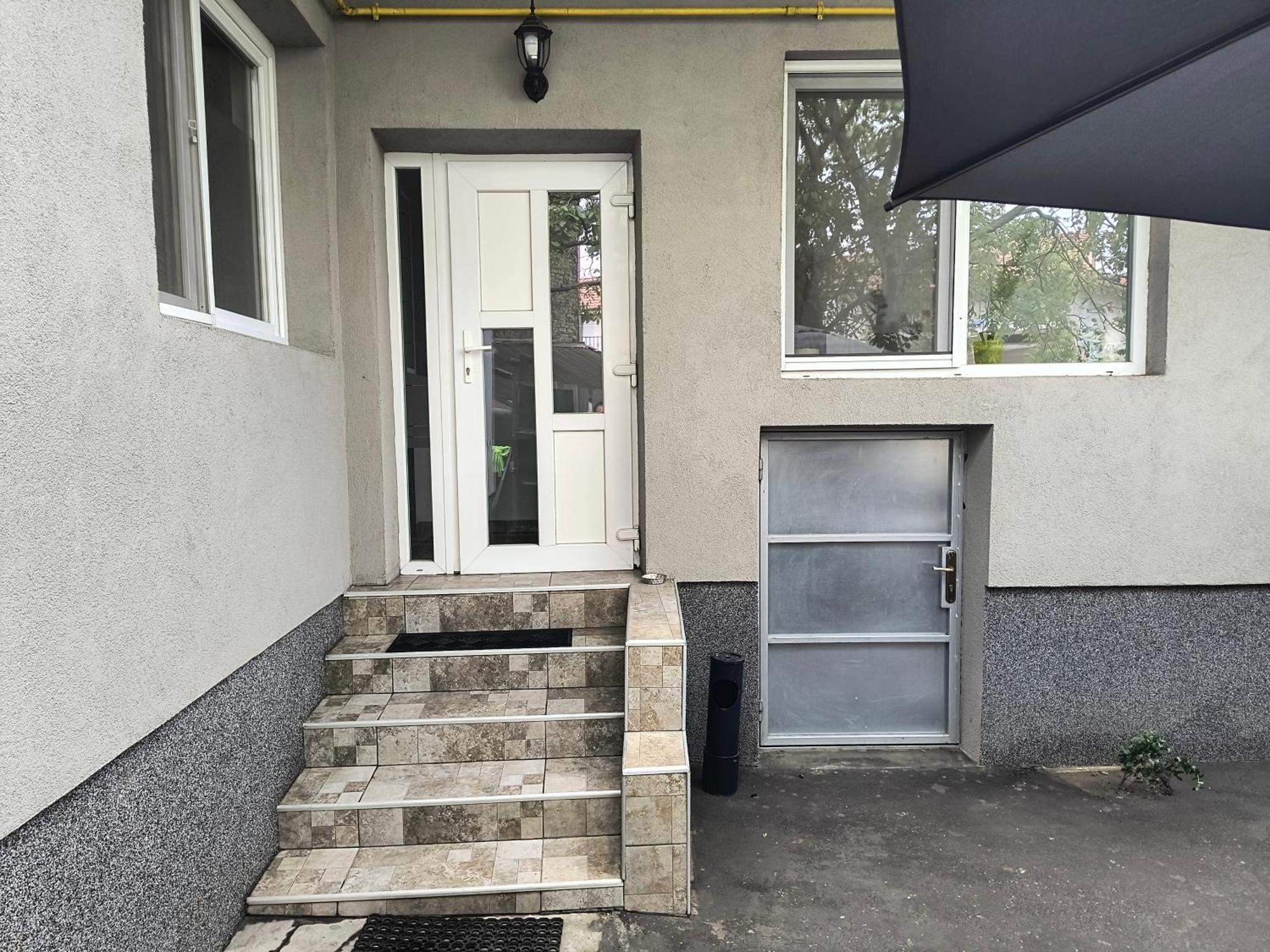 Carla'S Place Ap 2 Oradea Ngoại thất bức ảnh